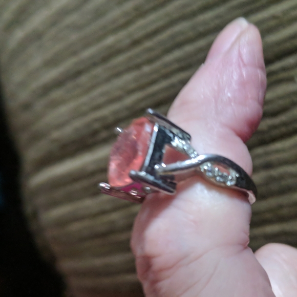 Pink stone silver ring size 6 - Picture 7 of 8